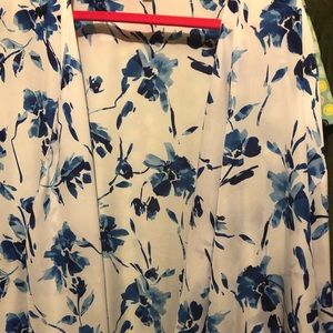 Beautiful L LulaRoe Shirley